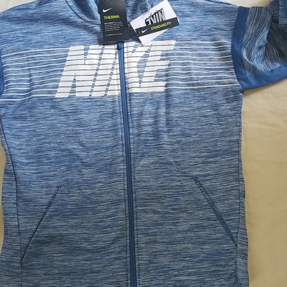 Boy's Nike sweater dri-fit - Picture 4 of 7